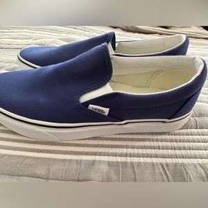 Women’s vans slip ons